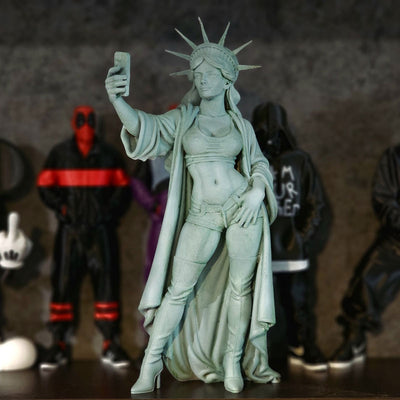 Statue of Liberty decor