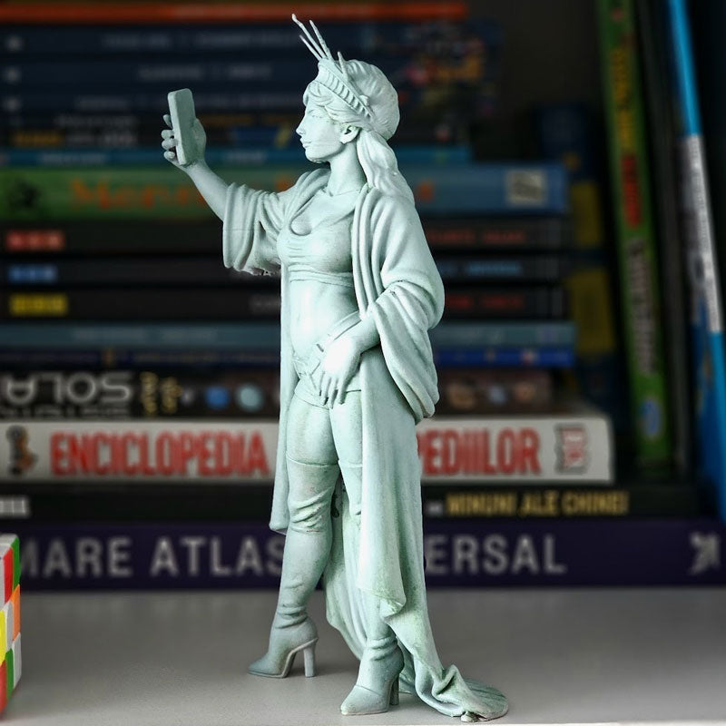 Statue of Liberty decor